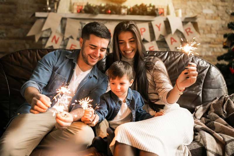 6 new year’s resolutions for stronger family relationships